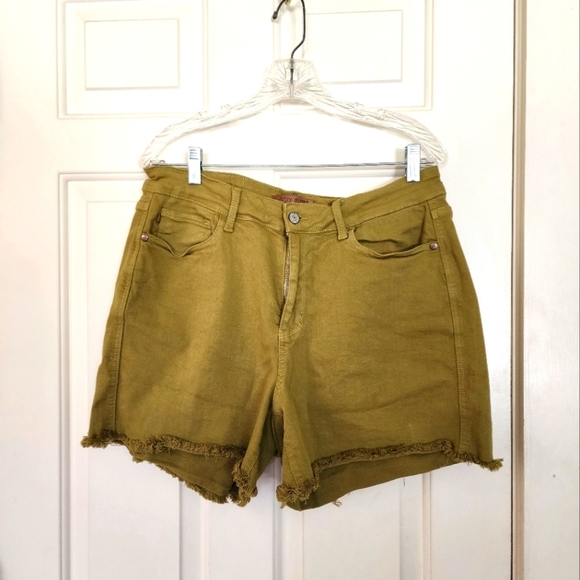 Judy Blue Denim Dyed Shorts Matcha Midrise Women Size 1xl - Picture 1 of 9